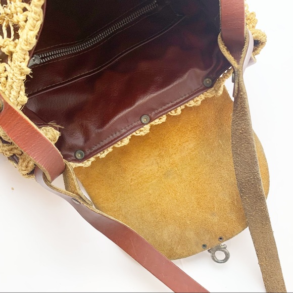 Vintage | 70's Boho Macrame Leather Bag - Picture 8 of 9